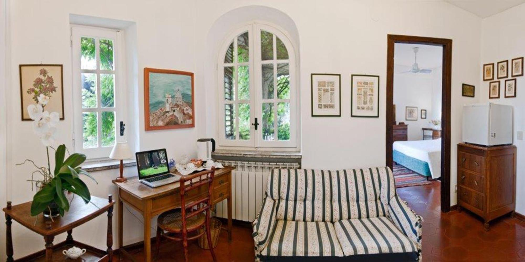 モンデッロ イル グリーチネ スル ゴールフォ Bed & Breakfast 部屋 写真